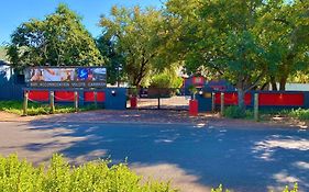 Echo Mountain Inn (Adults Only)